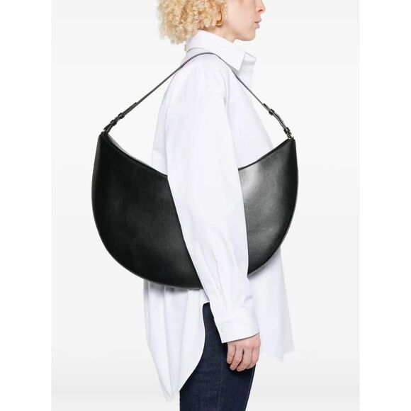 Jacquemus Women Le Sac Ovalo - Picture 2 of 5